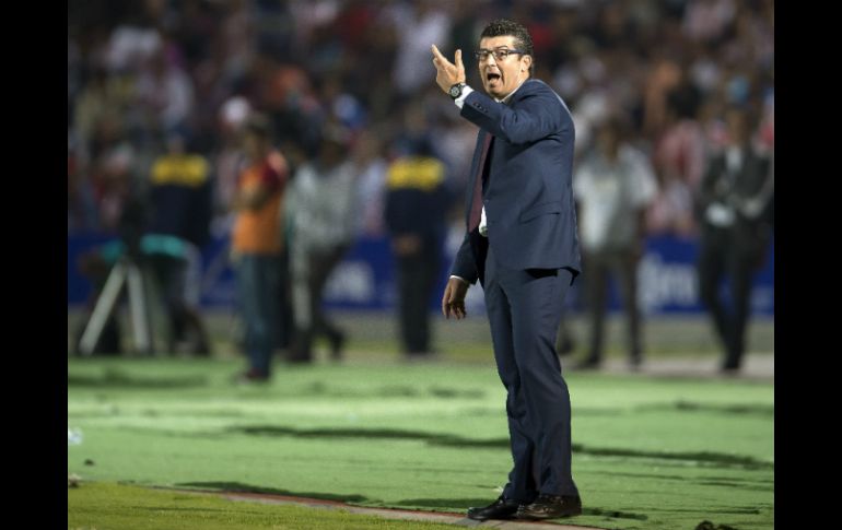 De la Torre resaltó el trabajo del jugador Cuauhtémoc Blanco. MEXSPORT / O. Aguilar