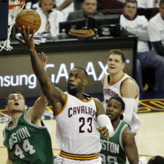 Cavaliers se lleva el segundo ante los Celtics