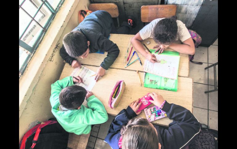 El Programa escuelas de excelencia fue lanzado por el Presidente Enrique Peña Nieto a inicios de este ciclo escolar. EL INFORMADOR /