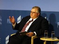 Agustín Carstens sostiene que el peso debería haberse apreciado y no depreciado, a raíz de las buenas noticias de la economía de EU. NTX /
