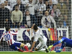 Hernández remató solo en el área del Atleti tras un pase en corto de Cristiano Ronaldo al minuto 87 para dar el pase a los merengues. AFP / G. Julien