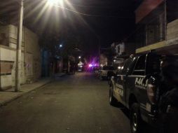 En el homicidio de Zapopan, policías encontraron 12 casquillos de calibre 9 milímetros, seis más calibre .45 y un cartucho útil. ESPECIAL /