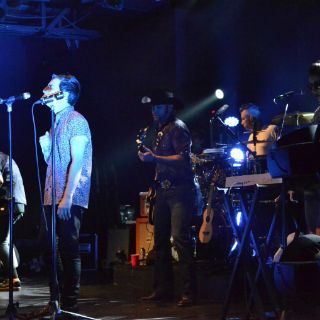 Kinky causa euforia en el Lunario del Auditorio