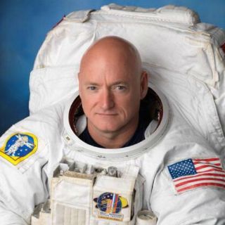 Astronauta lanza concurso de geografía desde el espacio