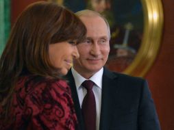 Vladimir Putin recibe a Cristina Fernández en Moscú. EFE / A. Druzhinyn