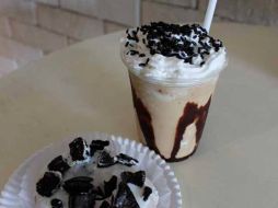 • Dona oreo y frapuccino  /