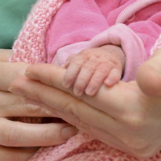 Un bebé se convierte en el donante más joven del Reino Unido