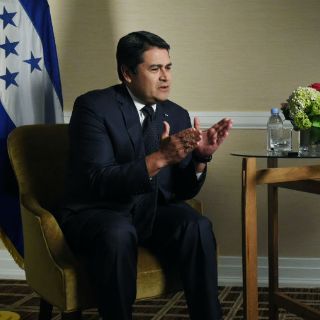 Corte de Honduras aprueba reelección presidencial