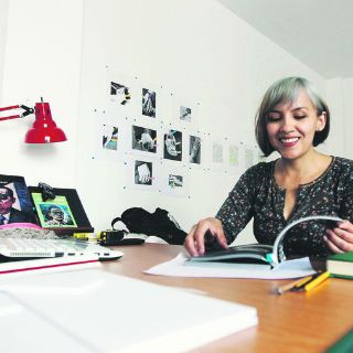 Isa Carrillo va de la mano con Orozco