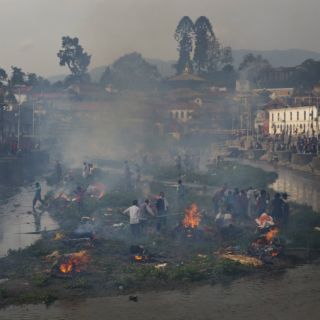 Cancillería ubica a 29 mexicanos tras sismo en Nepal