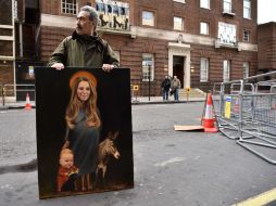 El bebé nacerá en el hospital londinense de St. Mary, en donde ya acampan seguidores de la realeza. AFP / L. Neal