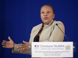 Según Christiane Taubira,titular de Justicia, un 40 % de identificados por vinculación con yihadistas a Siria e Iraq son mujeres. AFP / L. Bonaventure