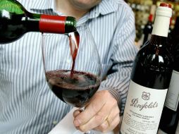 En países europeos, el consumo por persona va de los 35 a 40 litros de vino anuales. AFP / ARCHIVO