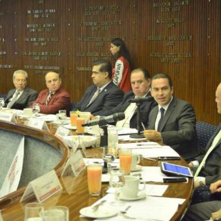 Transparentar acciones de gobierno, propuesta de Salvador Rizo