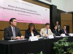 Resaltan que el acuerdo firmado por las dos instituciones garantizará al organismo con 53 años de observación electoral. NTX / ESPECIAL