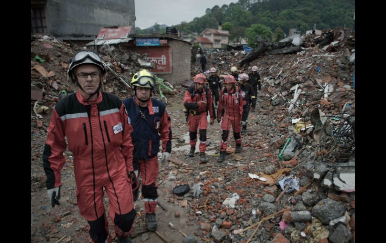 La ayuda no ha dejado de llegar a las zonas afectadas, pero el nivel de destrucción es tal que los socorristas no se dan abasto. AFP / N. Asfouri