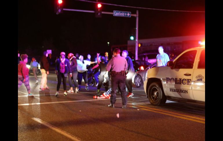 En la región de Saint Louis siguen las tensiones por la muerte de Michael Brown tras la decisión de no procesar al oficial que disparó. AP / ARCHIVO