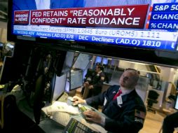 El principal indicador llega a 17 mil 840.52 unidades. AP / R. Drew