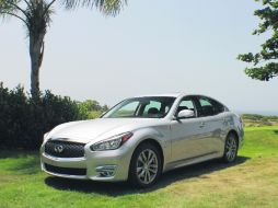 El que quiera todo lo que puede dar el auto tendrá que comprar la versión con motor V8, en ella está el mejor sistema de sonido. EL INFORMADOR / S. Oliveira