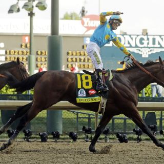 El Derby de Kentucky se pinta tricolor, de nuevo