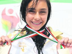 Triunfadora. Valentina López obtuvo dos metales dorados más desde la plataforma de 5 y 7.5 metros. ESPECIAL / CODE