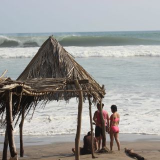 Prevén olas de hasta cuatro metros de altura en costas de Jalisco