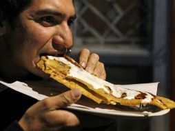 La población que basa su dieta en antojitos mexicanos debe considerar que el aceite y manteca son utilizados muchas veces al cocinarse. EL INFORMADOR / ARCHIVO