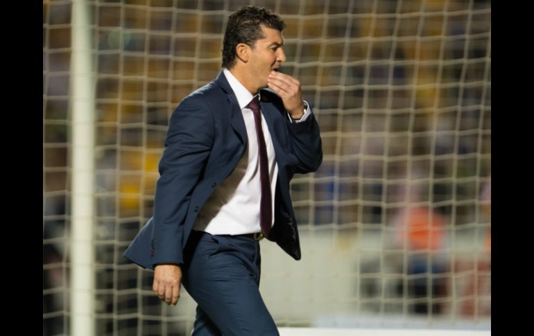 José Manuel de la Torre acepta que regaló el primer tiempo. MEXSPORT / ARCHIVO