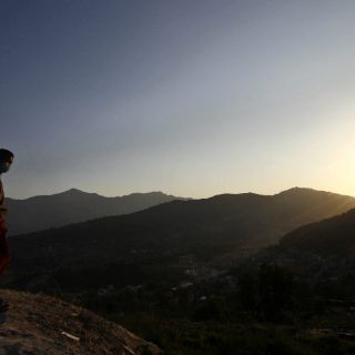 Hallan 99 cuerpos en zona de senderismo en Nepal