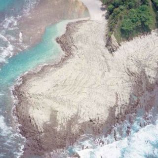 Activan alerta de tsunami tras sismo en Papúa Nueva Guinea