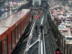 El servicio en la Línea 5 que corre de Pantitlán a Politécnico se restablece poco antes del mediodía de hoy martes. NTX / P. Sánchez
