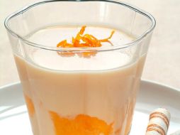 El yogurt es una fuente de bacterias buenas que contribuyen a preparar al sistema inmune. ESPECIAL / ARCHIVO