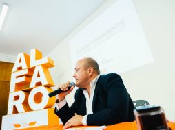 Alfaro expuso que impulsaría el programa 'Ciudadanos que construyen comunidades'. ESPECIAL / Enrique Alfaro Ramírez