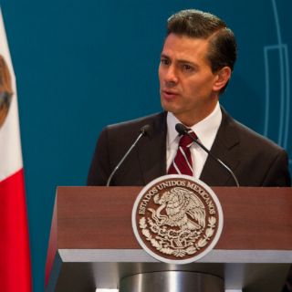Peña Nieto se reúne con familiares de soldados muertos en Jalisco