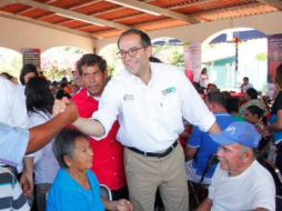 Peralta asegura que esta prueba debe confirmar que los candidatos no están involucrados con el narco. TWITTER / @nachoperaltacol