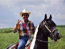 El diputado Renato Tronco busca un doble que le ayude a bajar su carga de trabajo. FACEBOOK / Renato Tronco Gomez