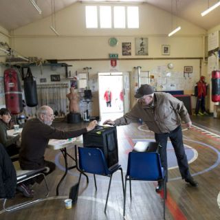 Conservadores ganan elecciones en Gran Bretaña