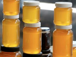La miel sin pasteurizar puede ser fatal en personas con afecciones cardíacas o respiratorias. EL INFORMADOR / ARCHIVO
