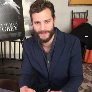 Ofrecen 1.5 MDD a Jamie Dornan por desnudo frontal