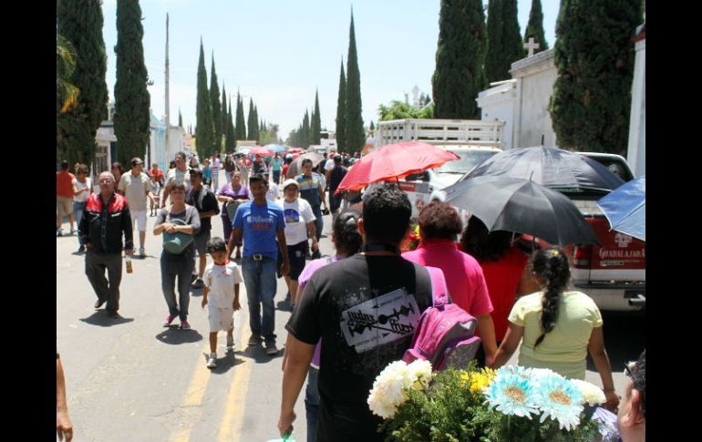 Los cementerios tapatíos estarán abiertos hasta las 19:00 horas de este domingo. ESPECIAL / Ayuntamiento de Guadalajara
