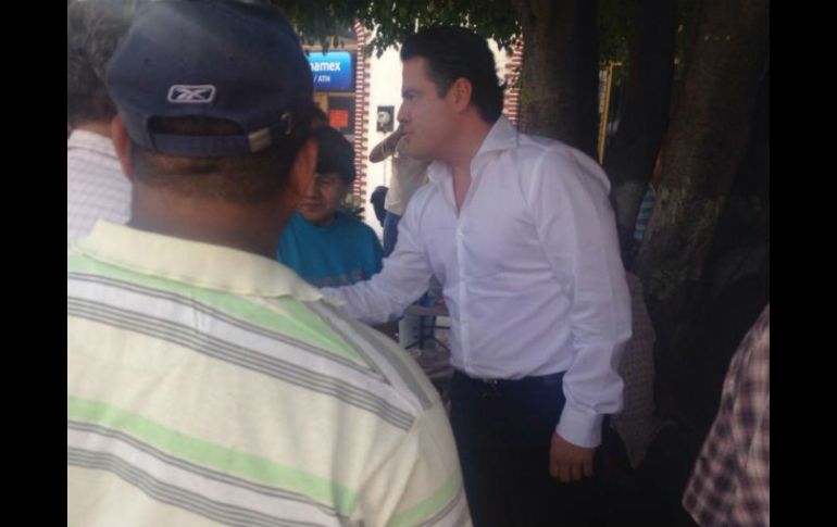 El gobernador Aristóteles Sandoval estuvo en El Grullo donde sostuvo una reunión con el fiscal Nájera y alcaldes de la región. EL INFORMADOR /