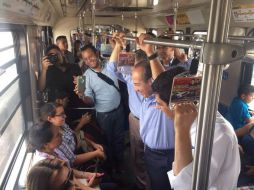 Felipe Calderón acompaña aquí al abanderado panista en NL, Felipe Cantú. TWITTER / @FelipeCalderon