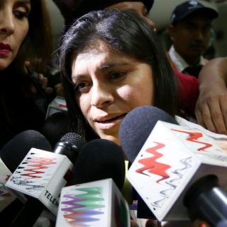 Alondra Díaz y su mamá llegan a juzgado en Michoacán