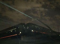 La parte delantera del vehículo ingresaba a una curva y entonces se sacudió. AP / P. Cheung