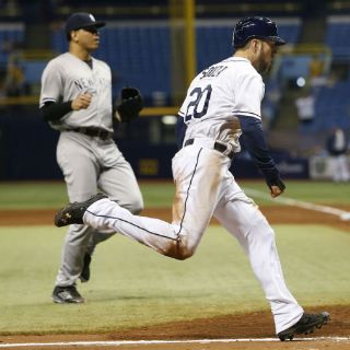 Rays remonta y vence 4-2 a los Yankees