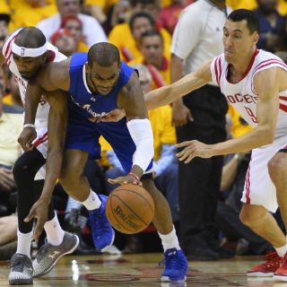 Los Rockets ganan el quinto juego a Clippers