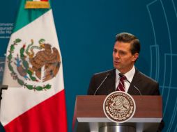 Peña Nieto felicitó a los maestros por el Día del Maestro que se celebrará el próximo viernes 15. NTX / ARCHIVO