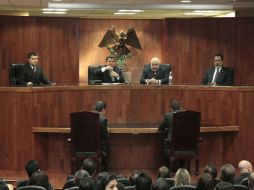 Con mayoría de tres votos en el Tribunal Electoral, se confirma la multa ya impuesta por el INE. NTX / ARCHIVO