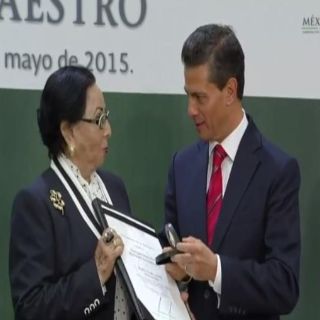 Mujeres conforman más de la mitad de personal docente: Inegi