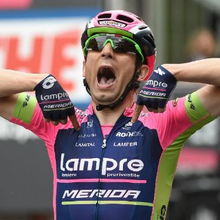 Ulissi triunfa en la séptima etapa del Giro